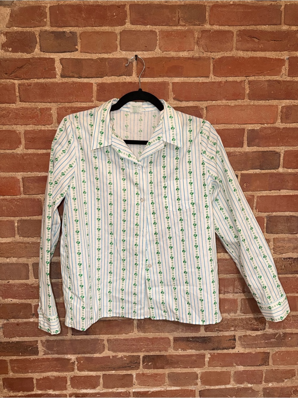 Girl Scouts Green Floral Print Stripe White Button-Down Long Sleeve Shirt